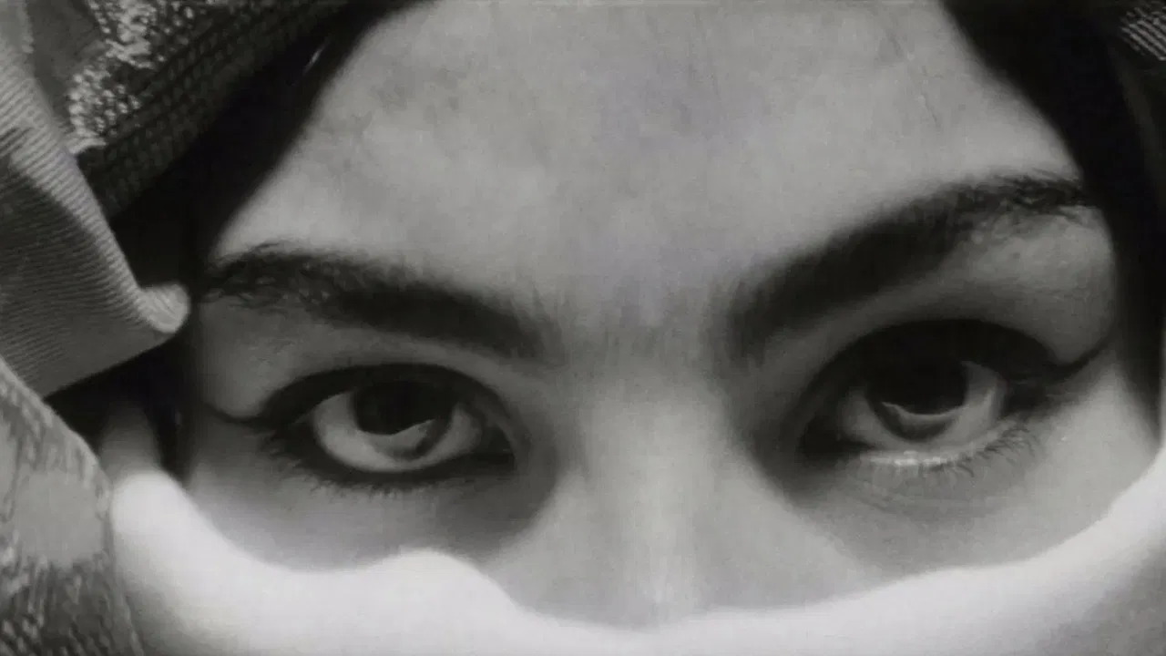 Bridges of Time backdrop