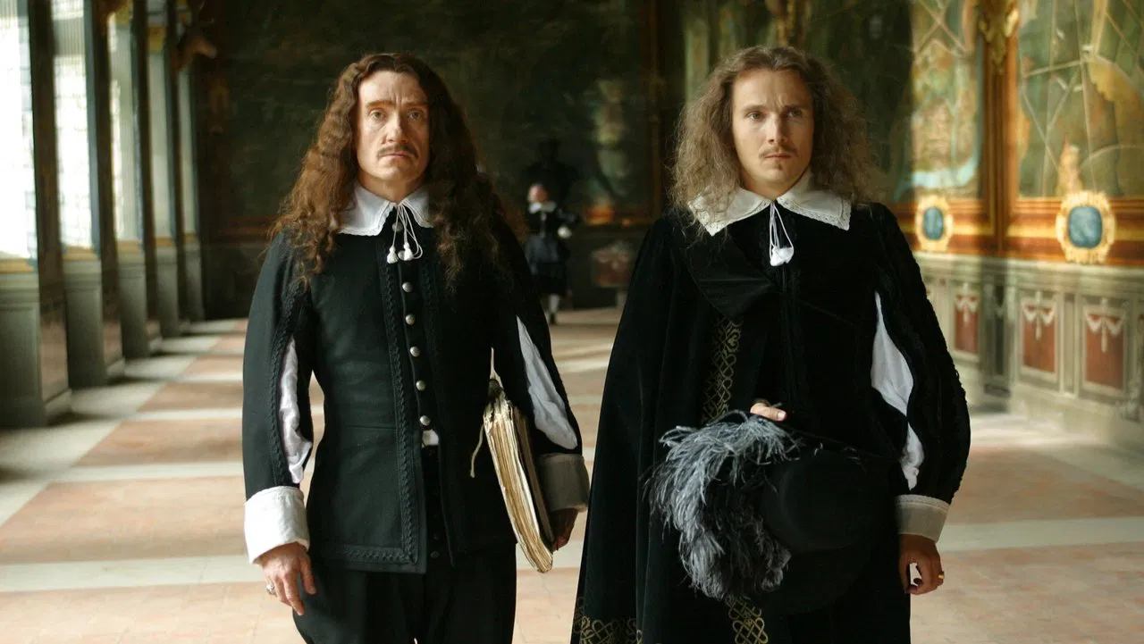 The King, the Squirrel and the Grass Snake backdrop