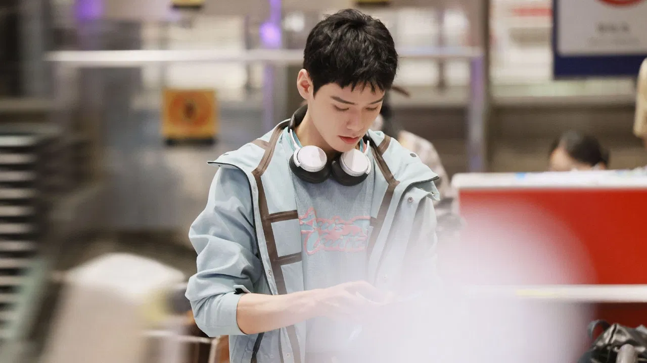 Divas Hits the Roads Hearts United backdrop