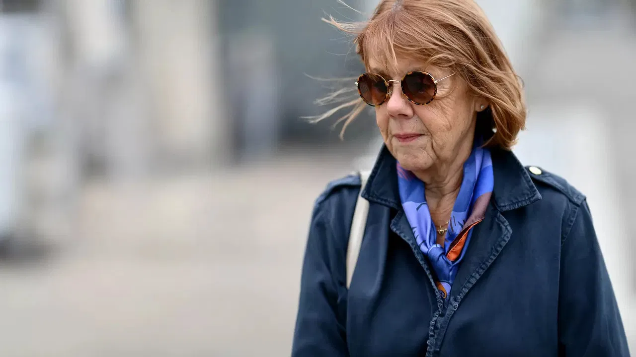 Viols de Mazan : au coeur du procès de l'horreur backdrop