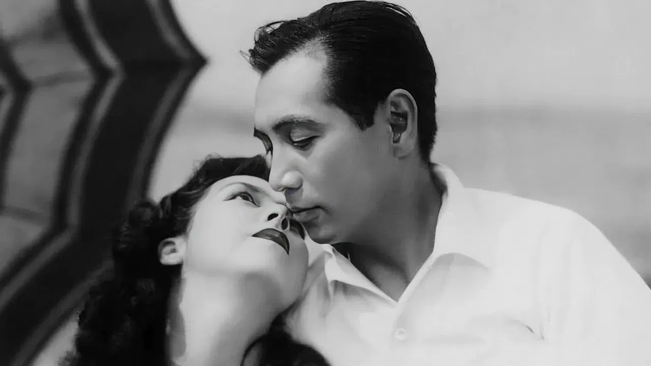 A Fool's Love backdrop