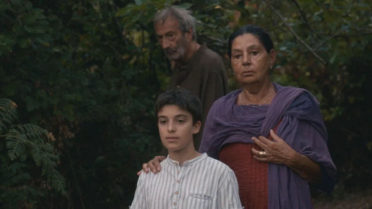 Fragments of Exile backdrop