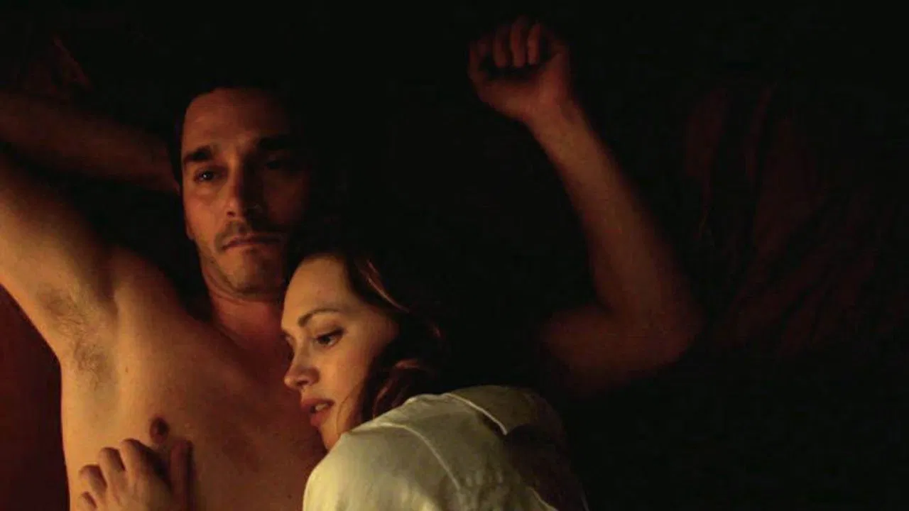 Home, James backdrop