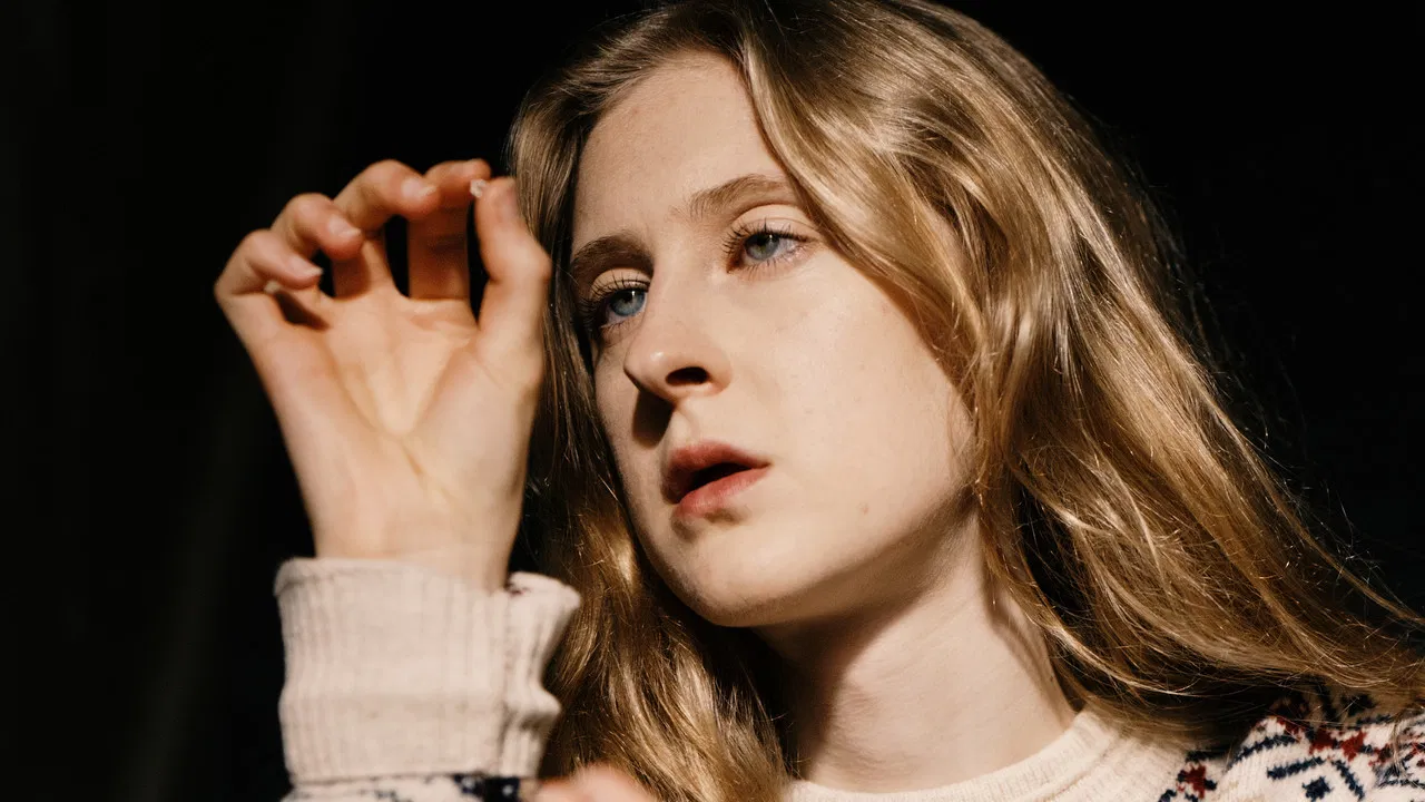 Ash Grey Blonde backdrop