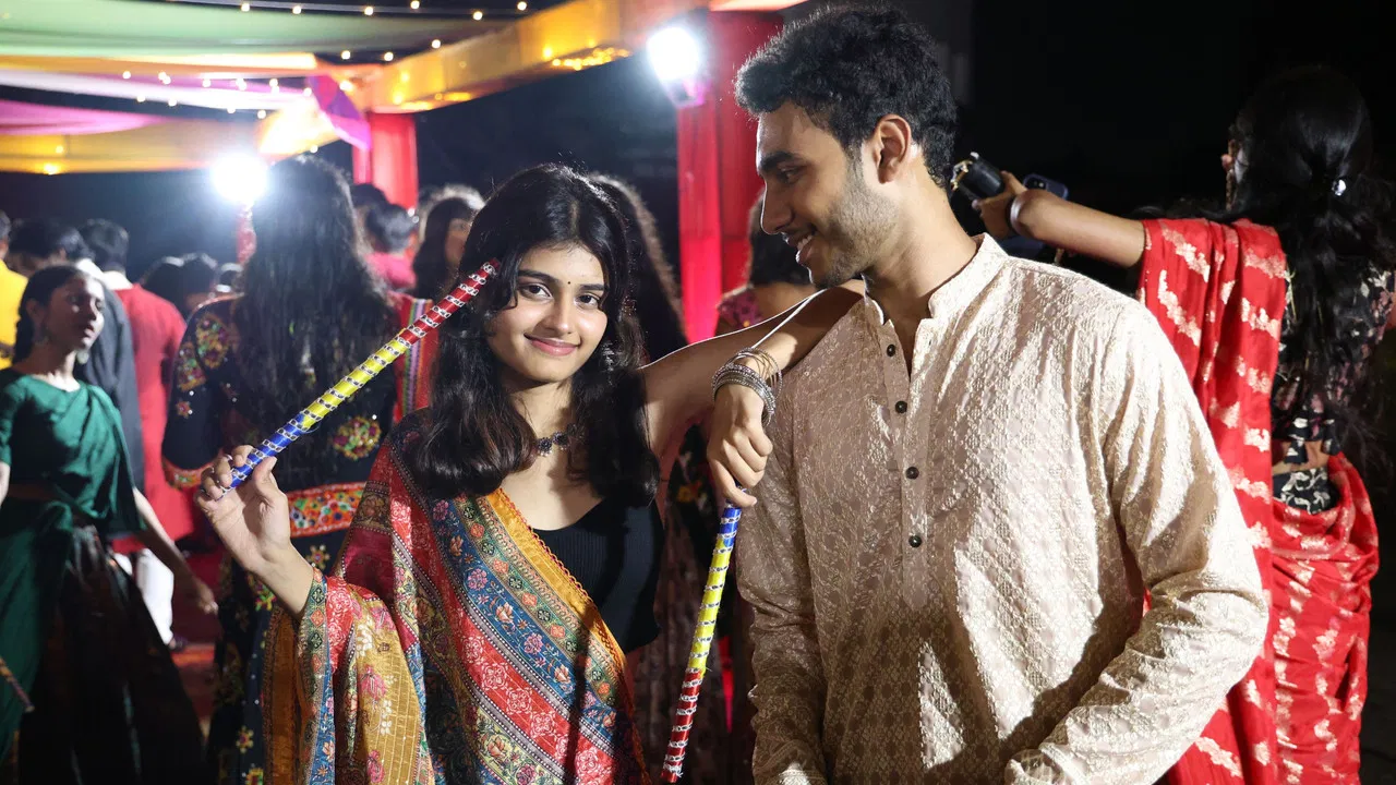 Drama Kaiku Mama backdrop