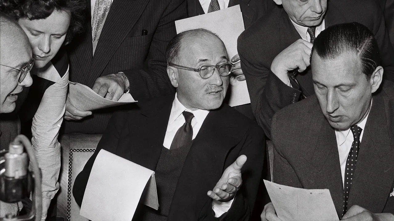 Kalter Krieg in Bewegung: Europa 1952/53 backdrop