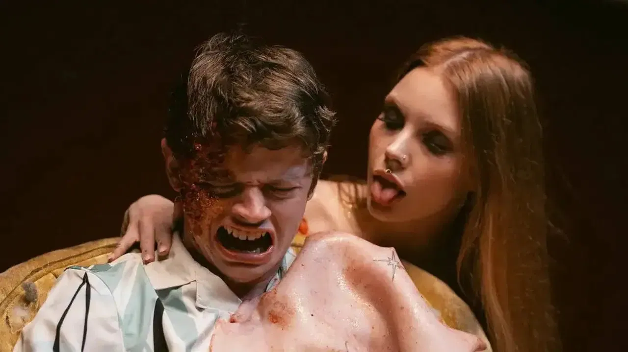 Don't Go in That House, Bitch! backdrop