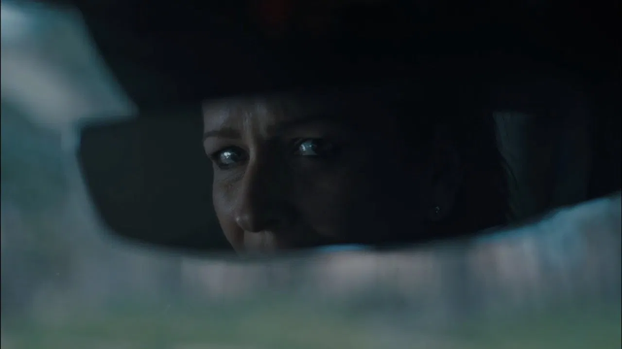 Ángulo muerto backdrop