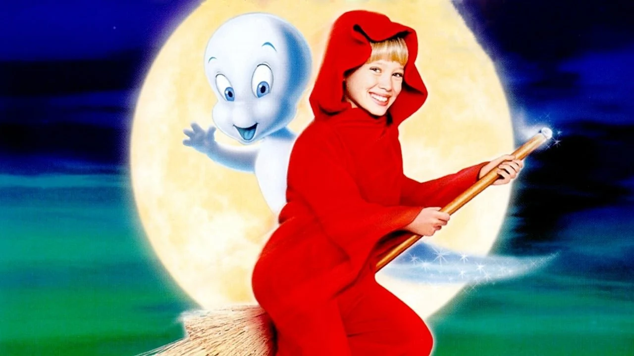 Casper Meets Wendy backdrop