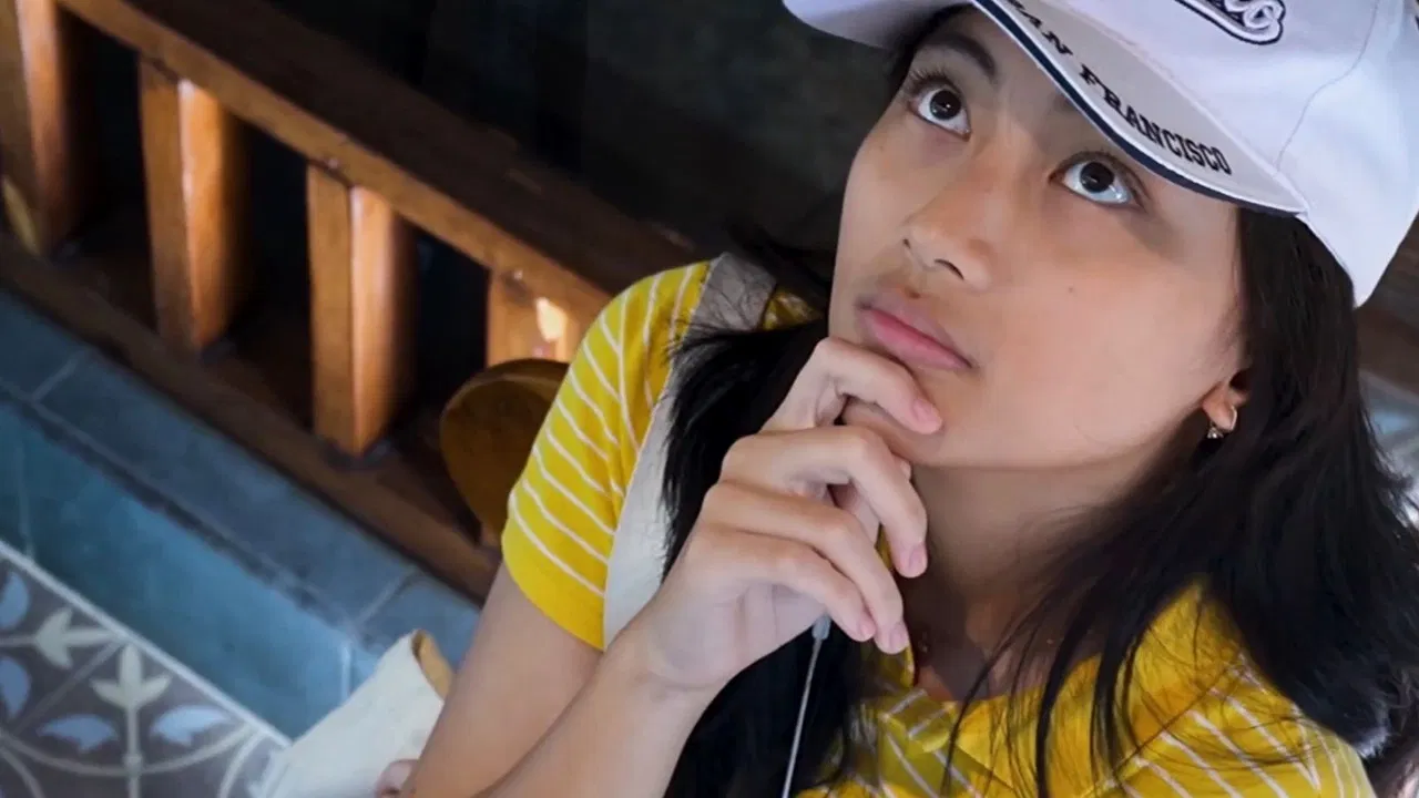 The Photograph at The Sunset backdrop