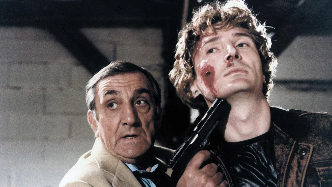 Spy, Stand Up backdrop