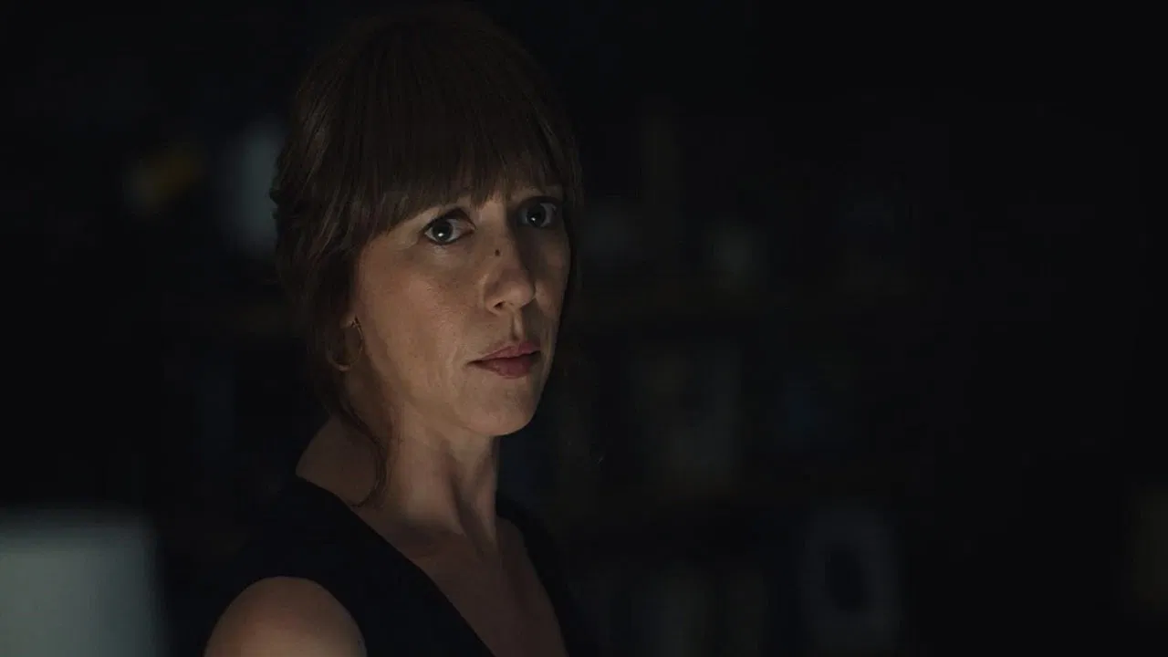 Instant Love backdrop