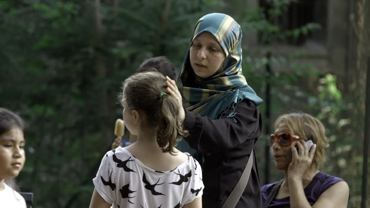 Porto il velo adoro i Queen backdrop