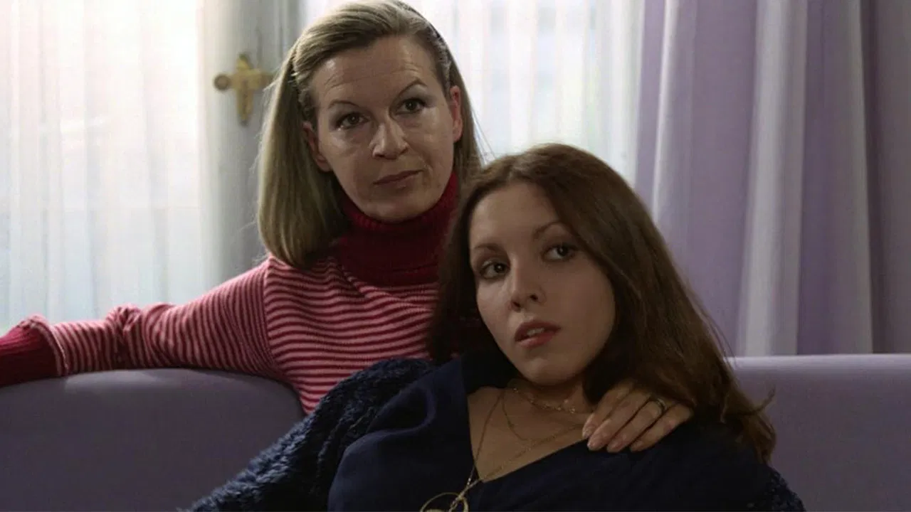 Somnambulists backdrop