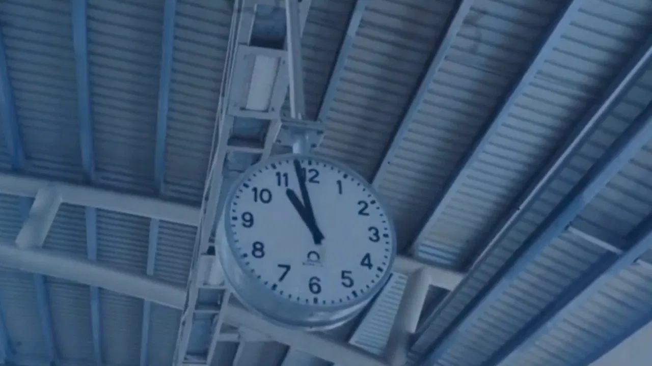 when clouds return home backdrop