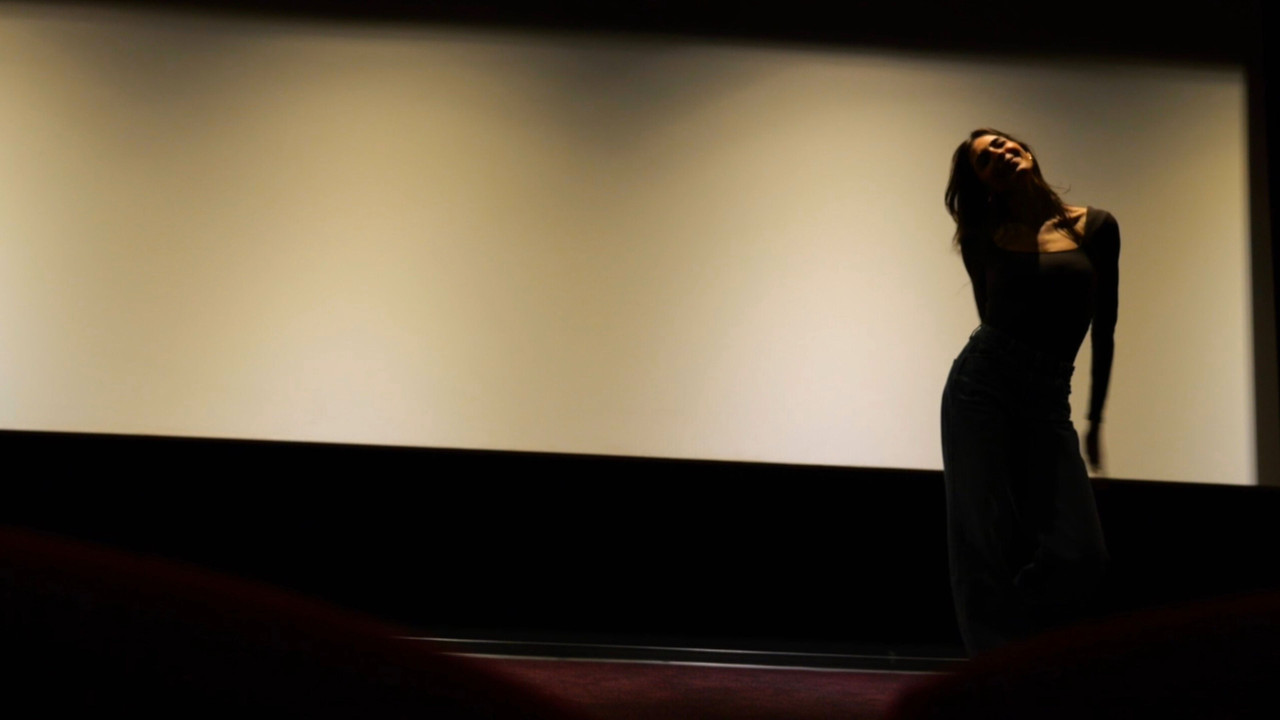 Nous ce soir backdrop