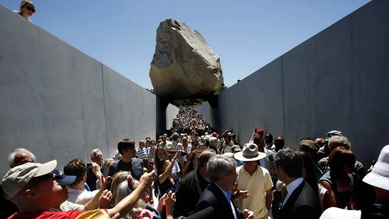 Levitated Mass backdrop