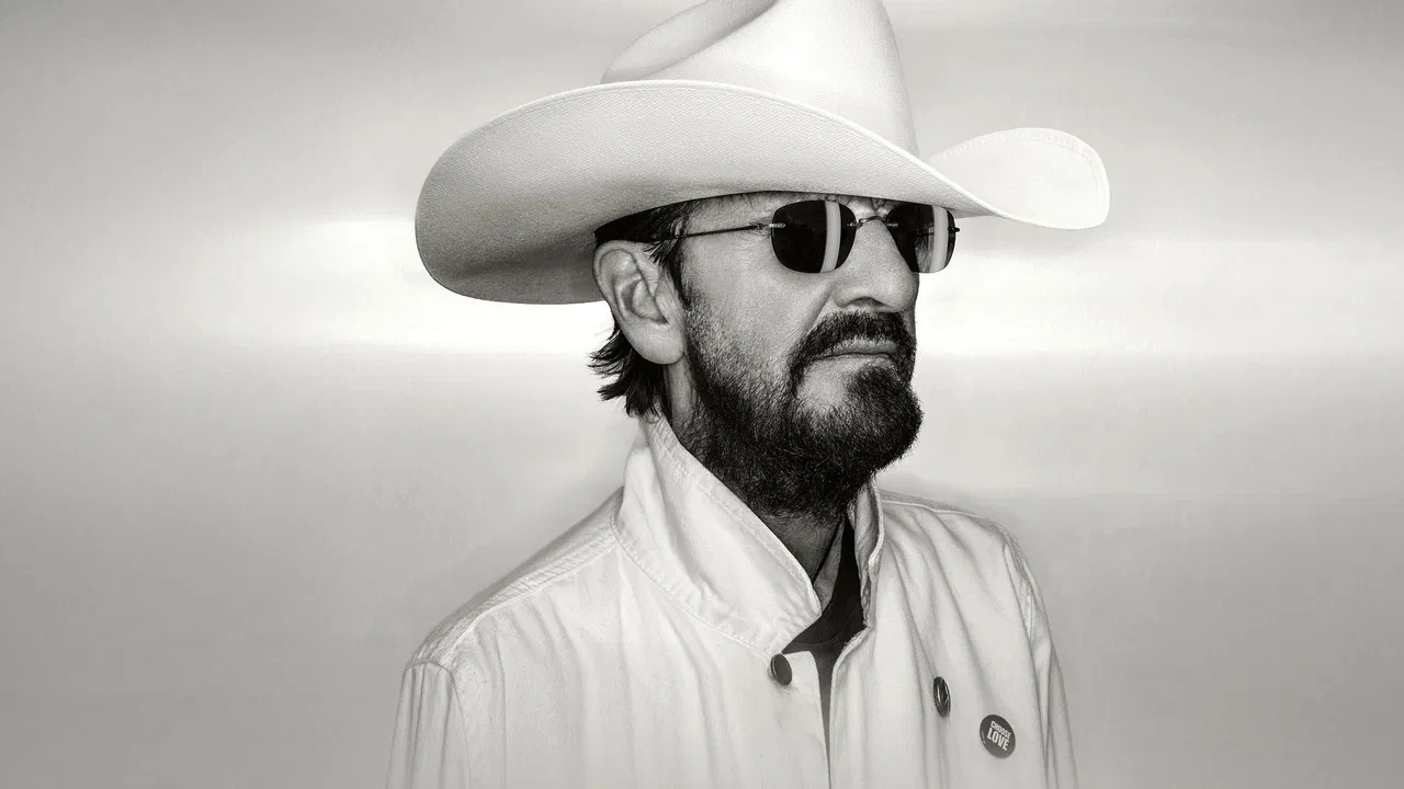 Ringo & Friends at the Ryman backdrop