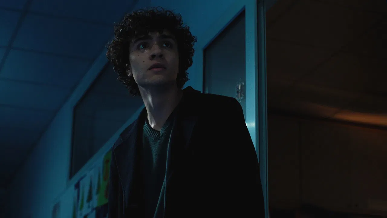 La Enemistad de Gon backdrop