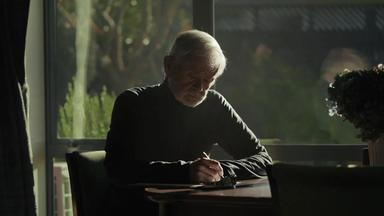 That's Andrew Lyons backdrop