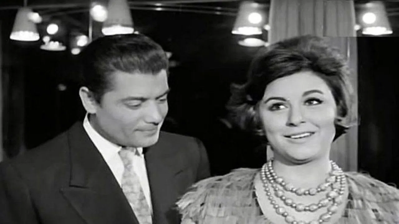 The Three Troublemakers backdrop