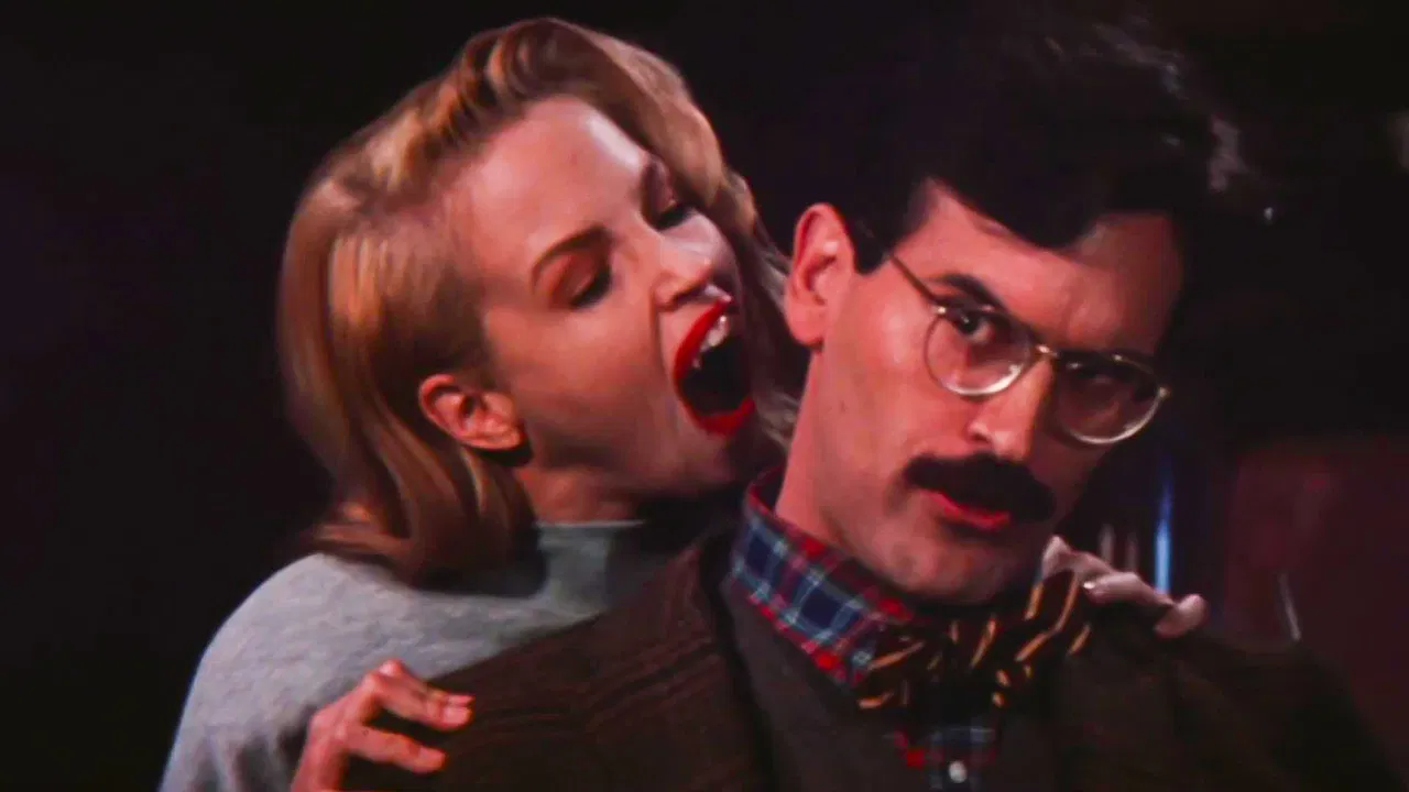 Sundown: The Vampire in Retreat backdrop