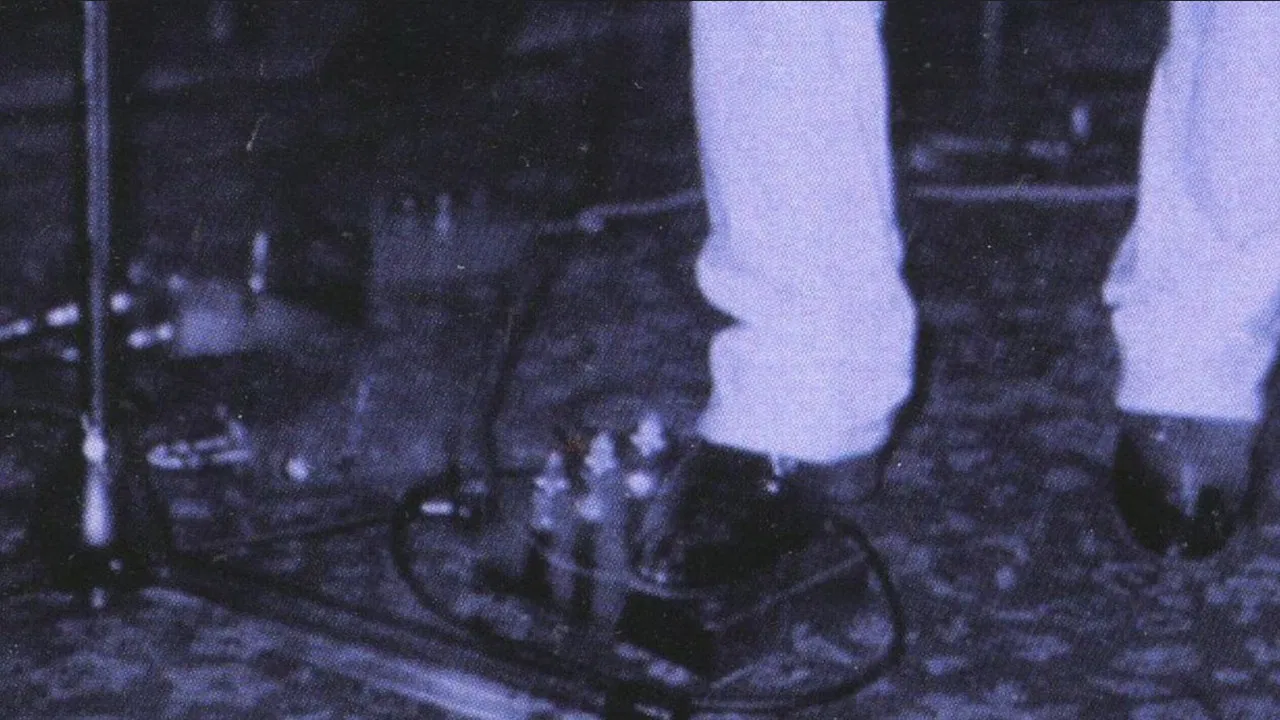 Les Rallizes Dénudés backdrop