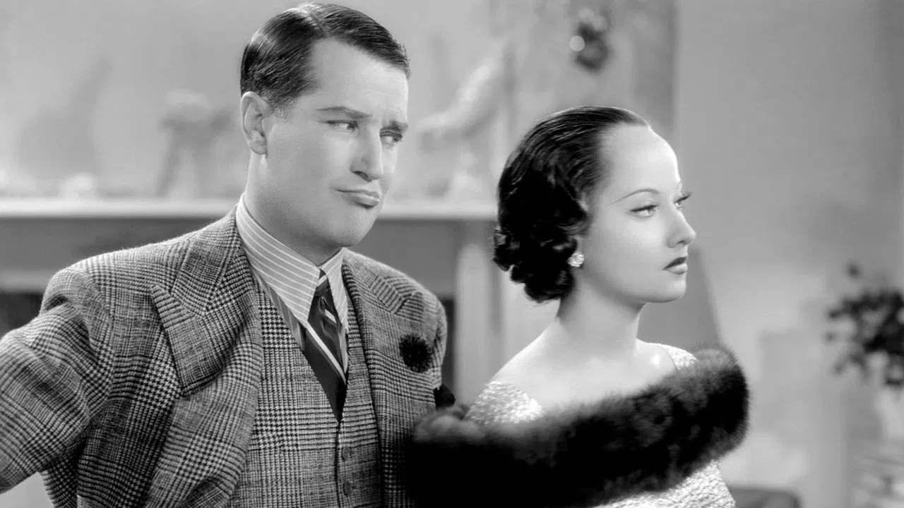 Folies Bergère de Paris backdrop