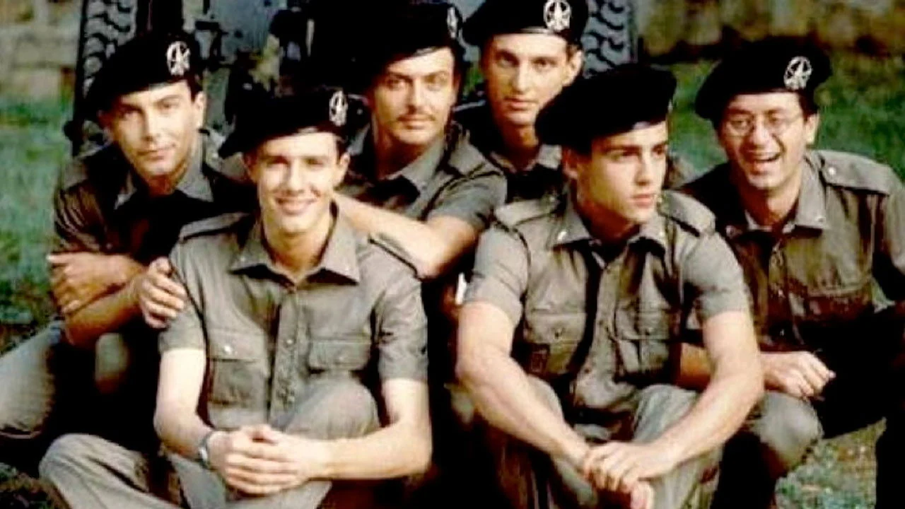 Classe Di ferro backdrop