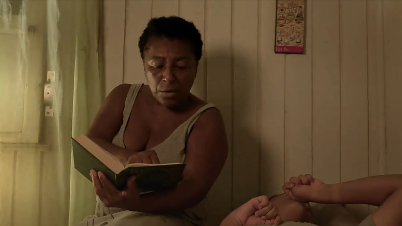 Ela Mora Logo Ali backdrop