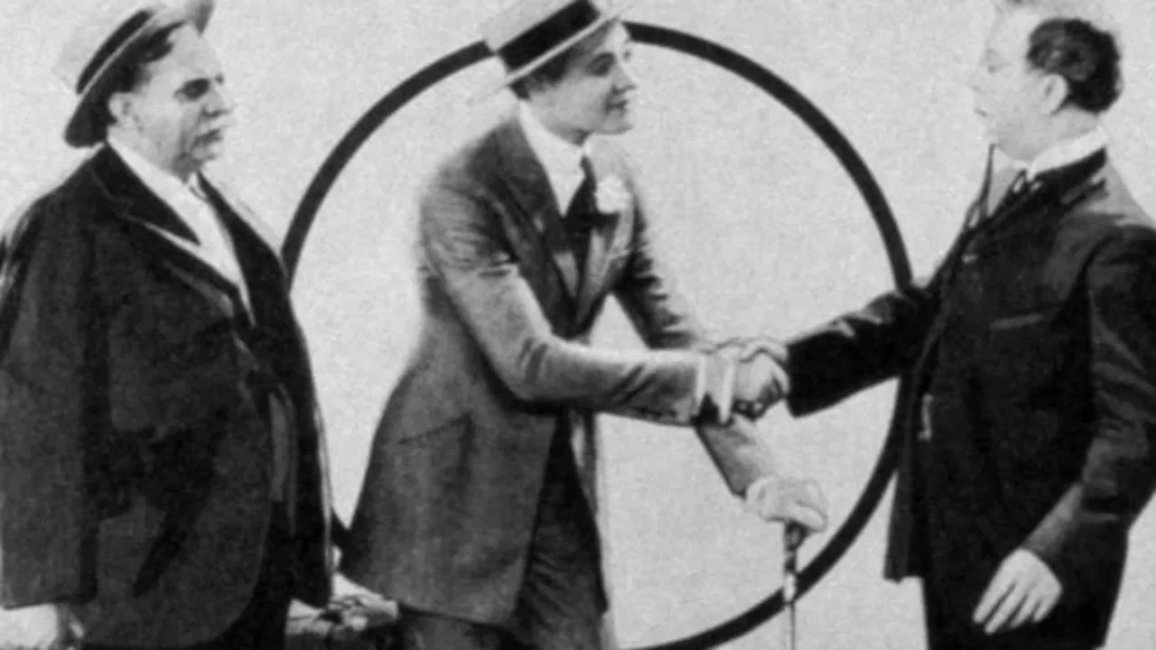 Homer Comes Home backdrop