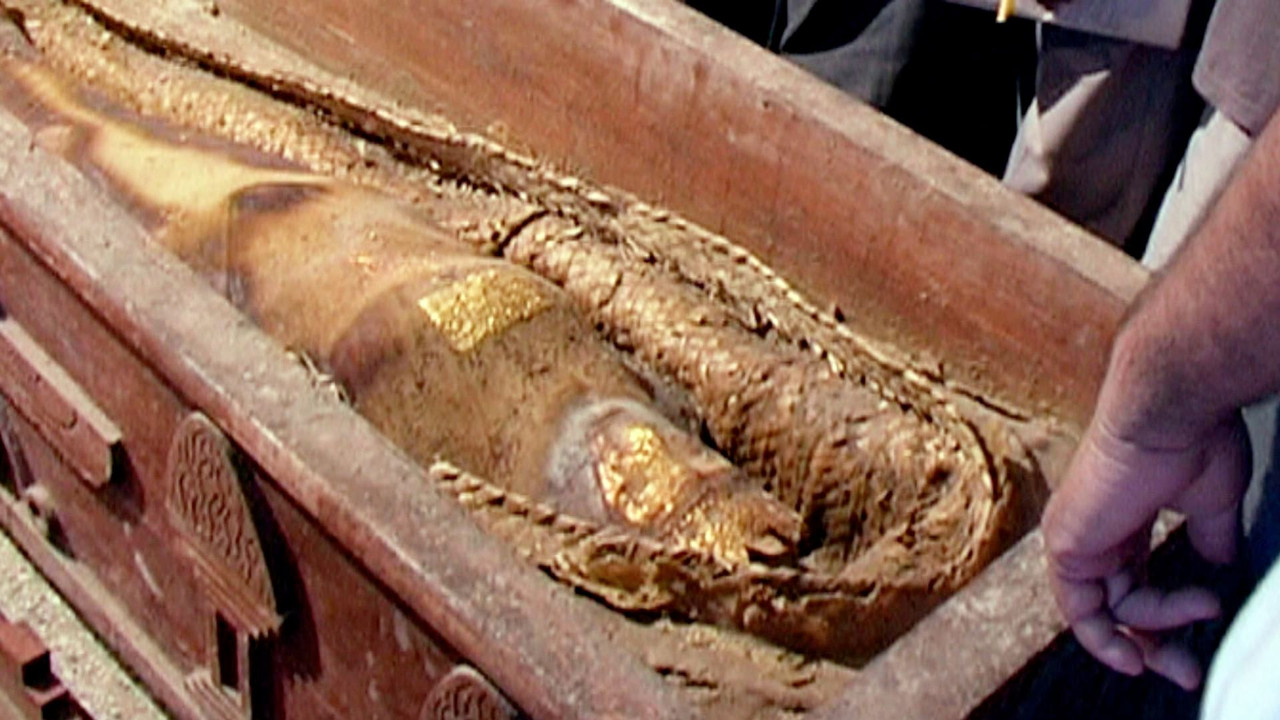 Das Rätsel der Gefälschten Mumie backdrop