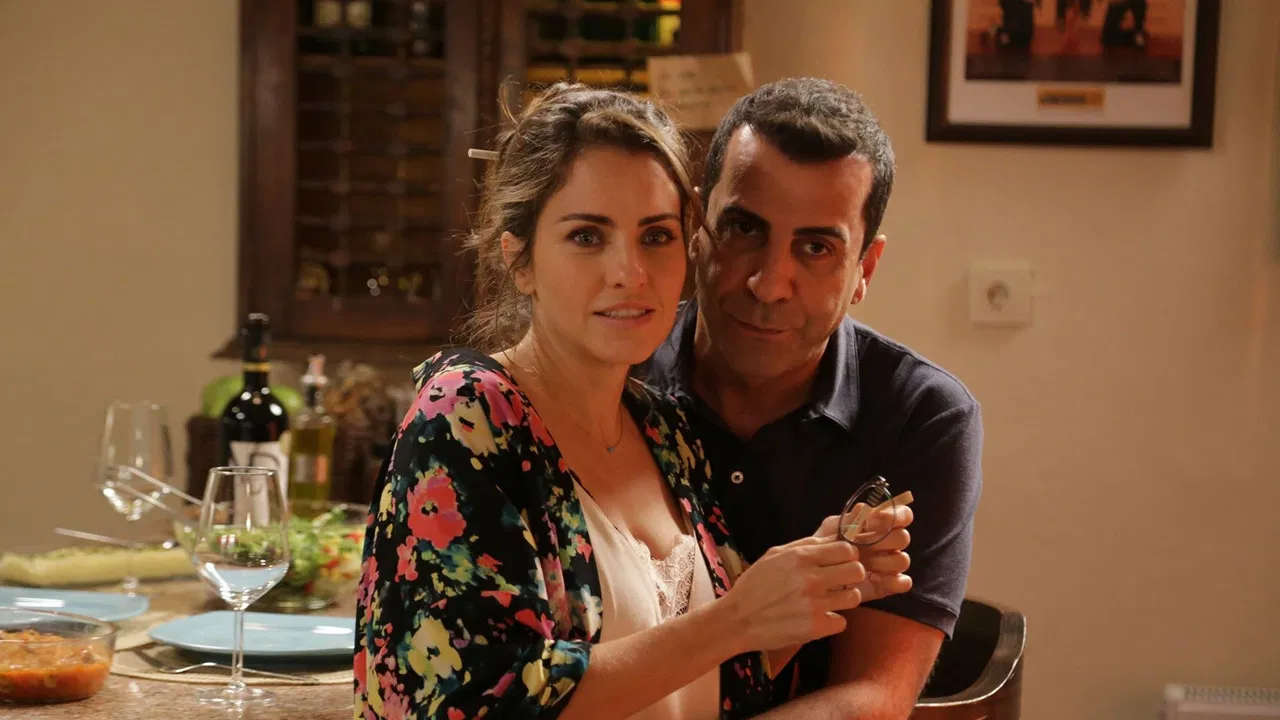 Söz Vermiştin backdrop