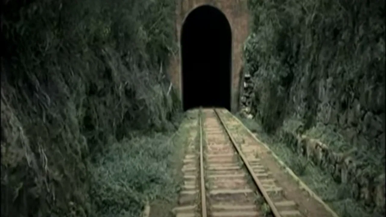 Descaminhos backdrop