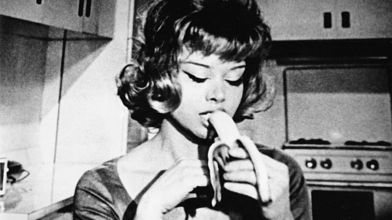 Questo mondo proibito backdrop