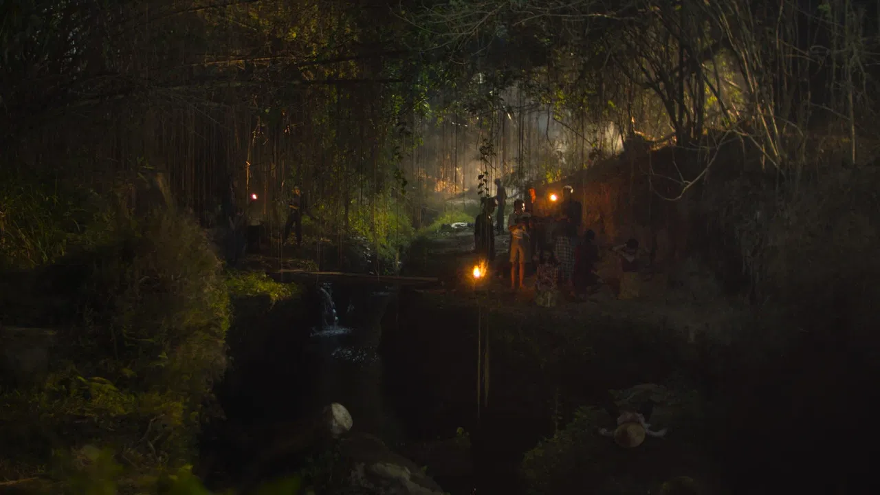 Geger Perikoloso backdrop