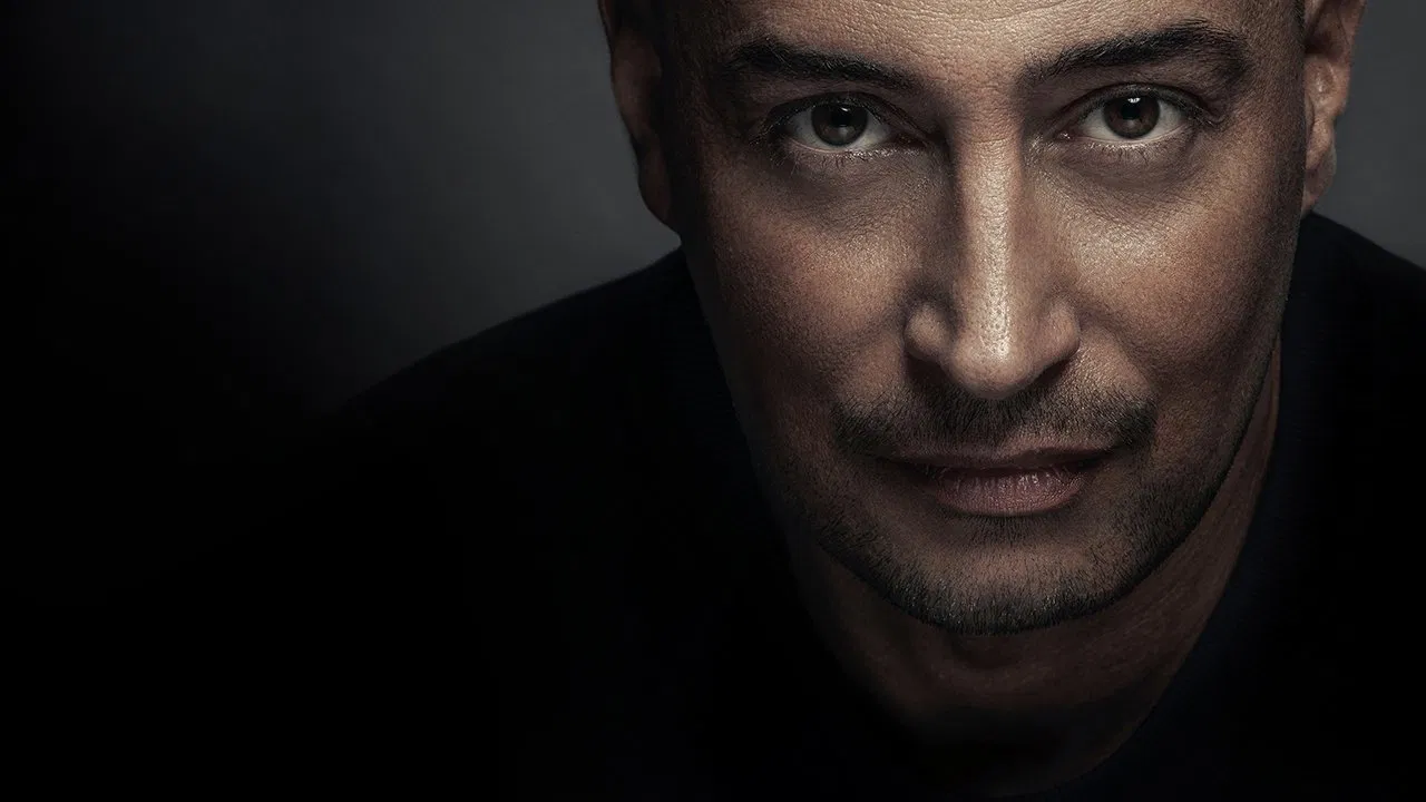 FARID – Magic Unplugged backdrop