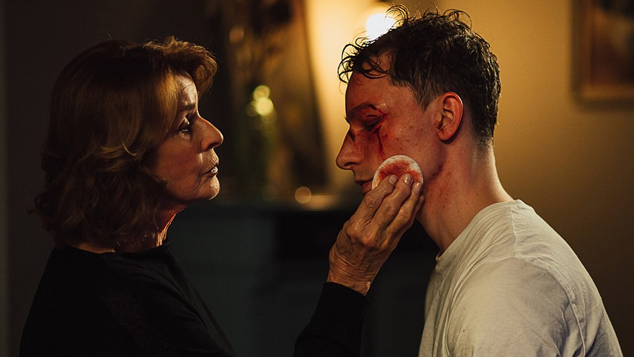 Martha & Tommy backdrop