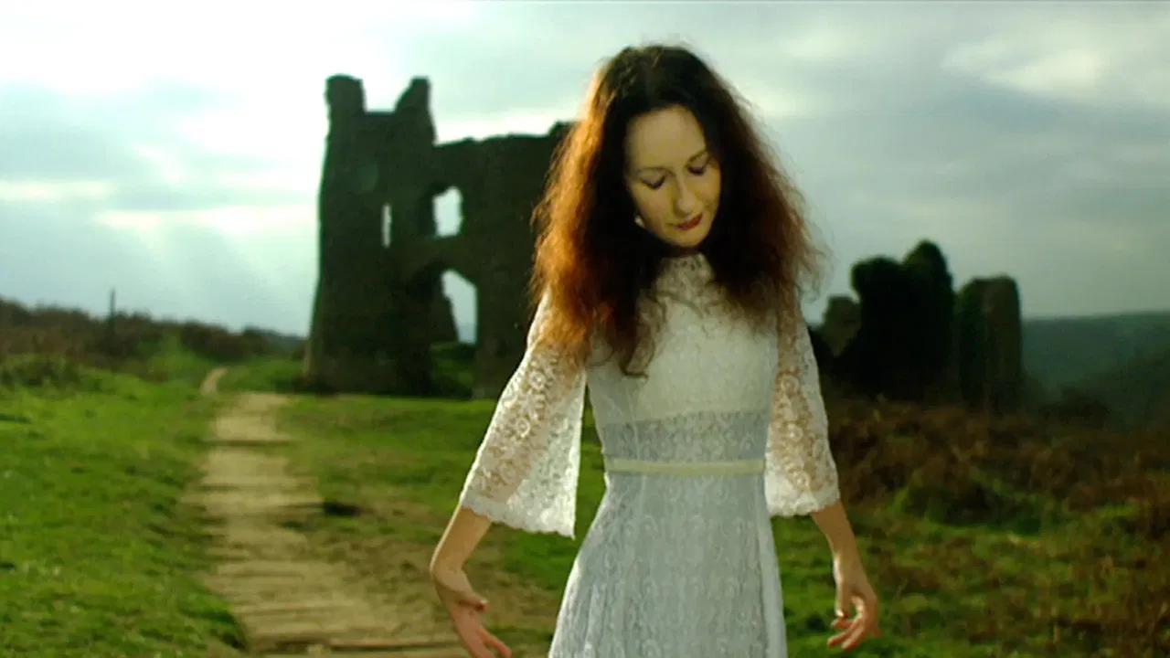 Come Back Kate backdrop