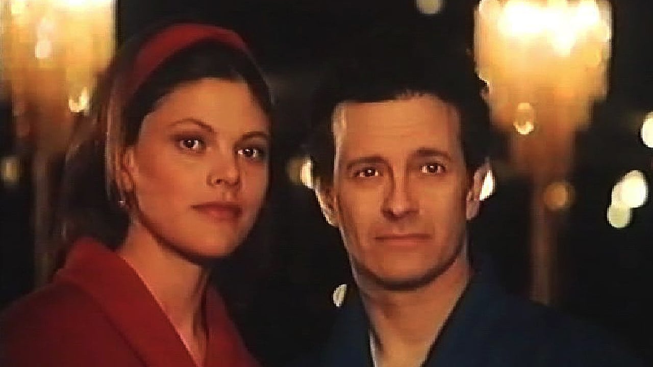 Les Filles du Lido backdrop