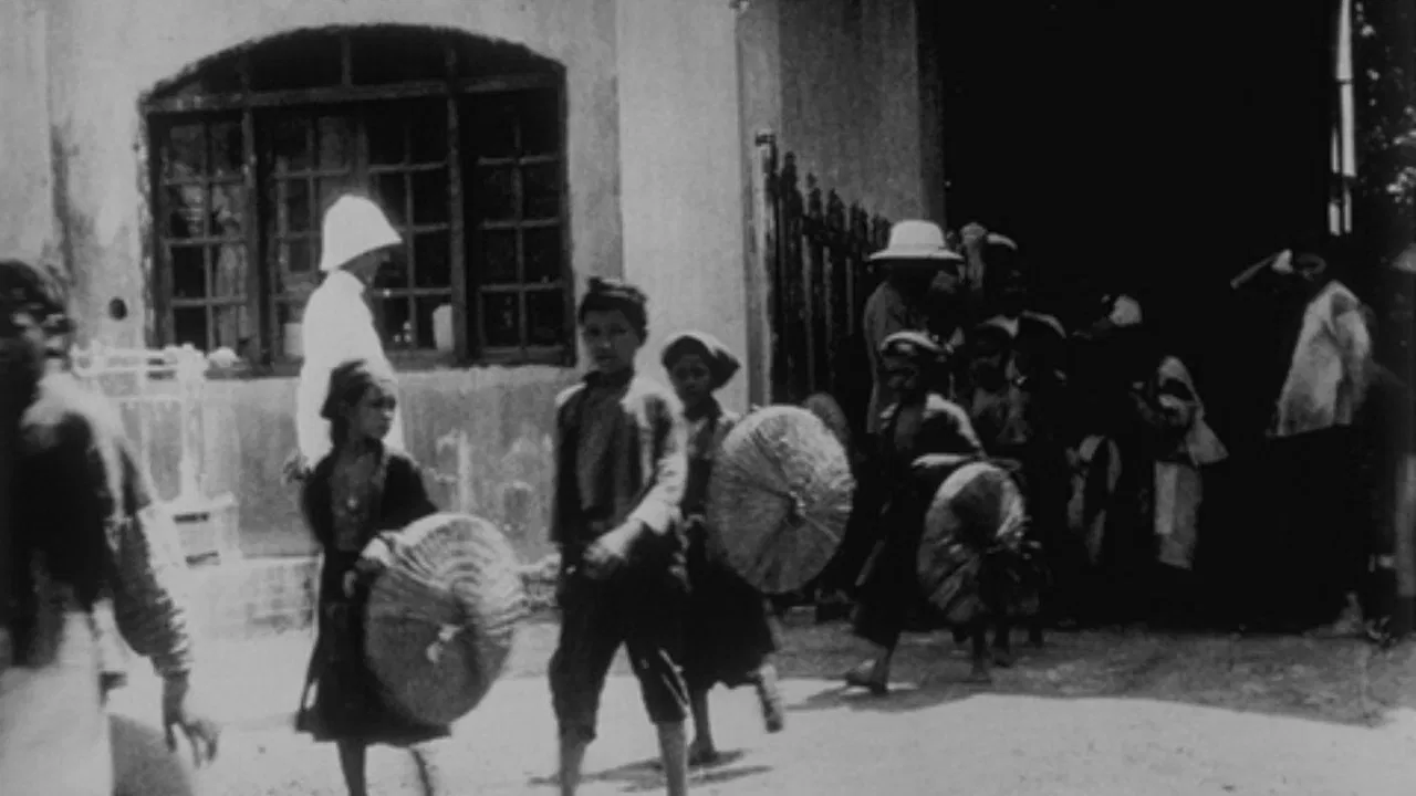 Unloading the Brick Oven backdrop