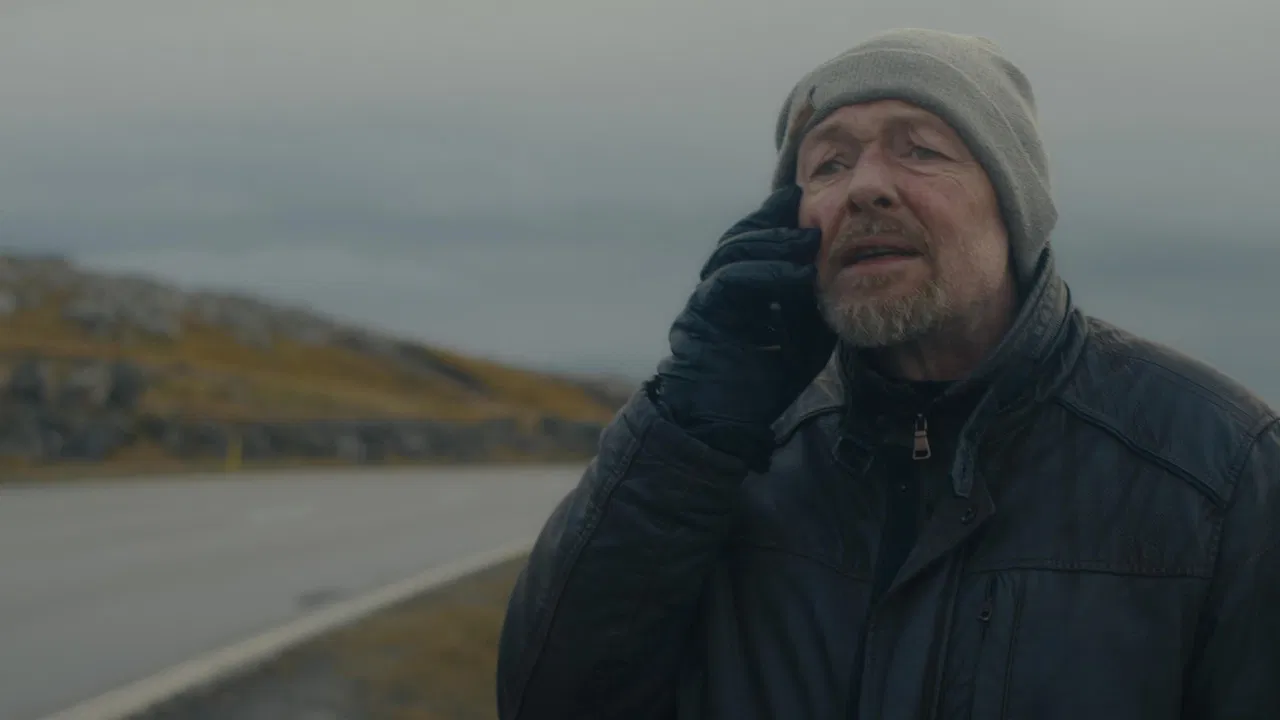 The Last Straw backdrop