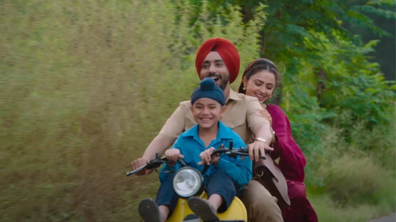 Hoshiar Singh backdrop