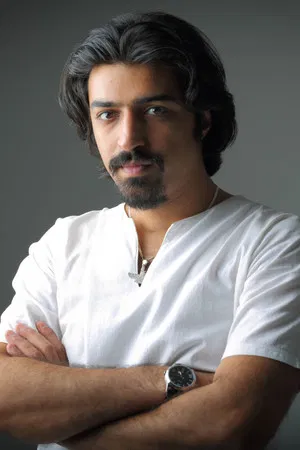 Xarovan Eskandari photo