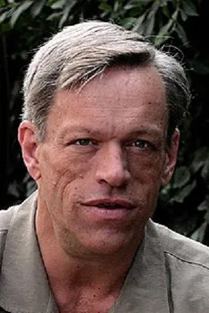 Brian Thompson photo