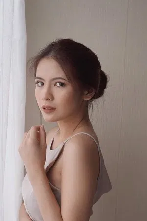 Sonya Pandarmawan photo