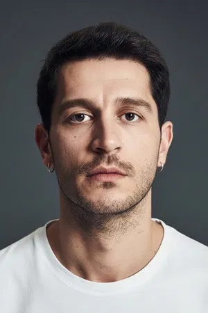 Uraz Kaygılaroğlu photo