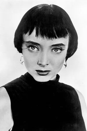 Carolyn Jones photo