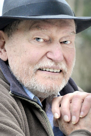 Maurice Barrier photo