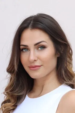 Scout Taylor-Compton photo